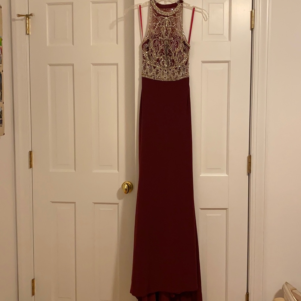GOWN